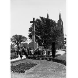 Victorian tourist party at Memorial Gardens