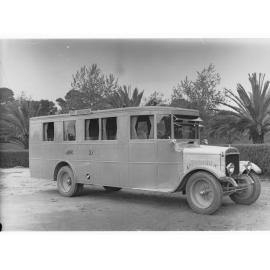 Thornycroft bus, no. 21 for Port Broughton service