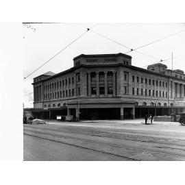 Adelaide Railway Station