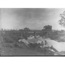 Bridge at Rosedale - Council of Barossa (Four spans each 40ft)