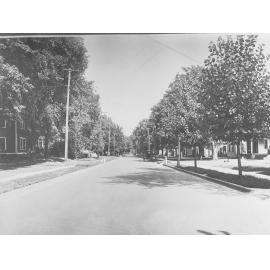 View of street and housing in USA suburb - Town Planning photos USA