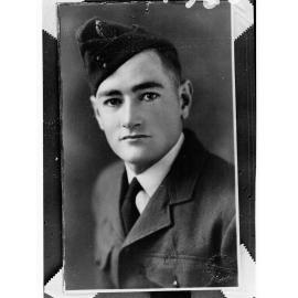 Portrait of man enlisted in Royal Australian Air Force