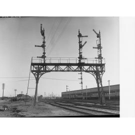 Adelaide Station West End, Signal Bridge (Electric Speed Signals)
