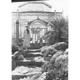 Botanic Gardens Showing Greenhouse and Two Women