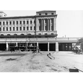 Construction of Adelaide Railway Station