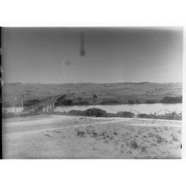 The first bridge at Murray Bridge