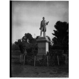 Statue of Robert Burns