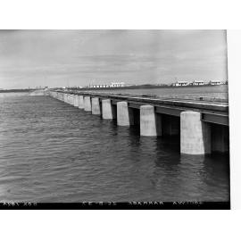 Construction of Goolwa Barrage
