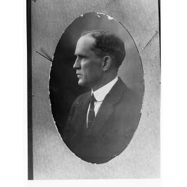 Portrait of  Mr H.E. Powell