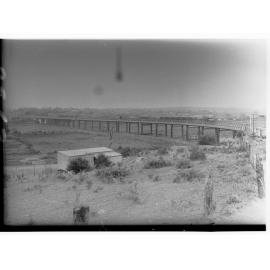 The first bridge at Murray Bridge