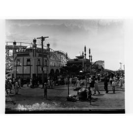 Luna Park at Glenelg