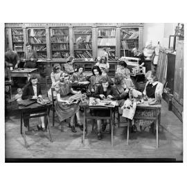 School of Arts - Girls Weaving