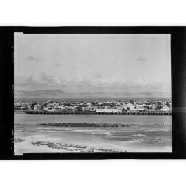 Port Augusta - aerial picture of the town and hills in background