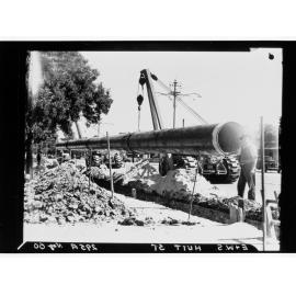 Workers on E&WS pipeline