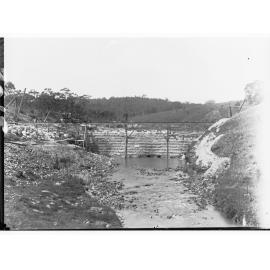 Happy Valley Waterworks - construction of the Clarendon Weir