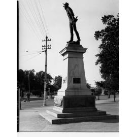 Statue of Captain Sturt