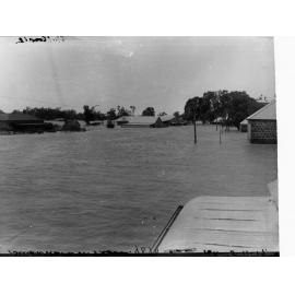 Swanreach during floods showing buildings underwater