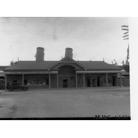 Government Immigration Intelligence and Tourist Bureau Outer Harbour