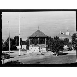 Port Augusta - rotunda in park