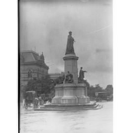 Statue of Edward VII on North Terrace