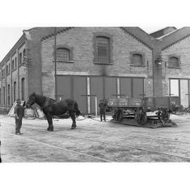 Islington horse traverser