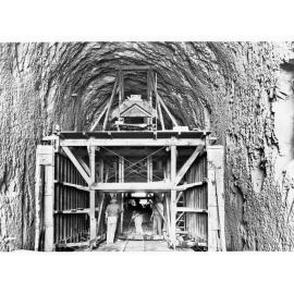 Construction of the new Eden Hills tunnel