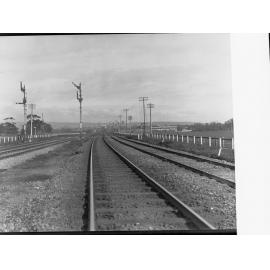 Electric signals approaching Adelaide Railway Station, 1915