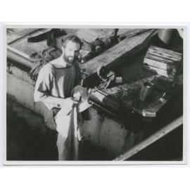 Passat crew, Tony Newton