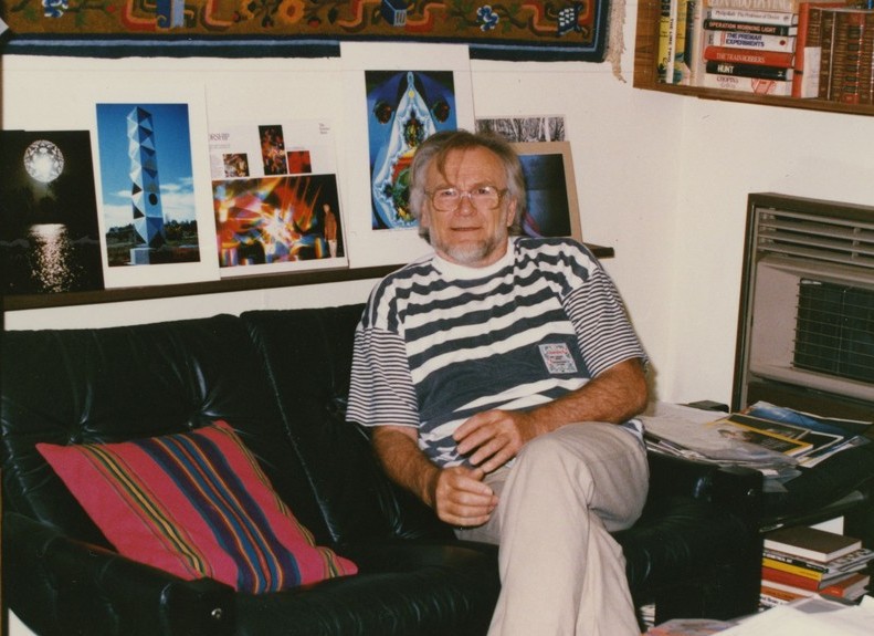 Artist Stan Ostoja-Kotkowski at home.

Image courtesy of theOstoja-Kotkowski estateArtist Stan Ostoja-Kotkowski at home.

Image courtesy of theOstoja-Kotkowski estate